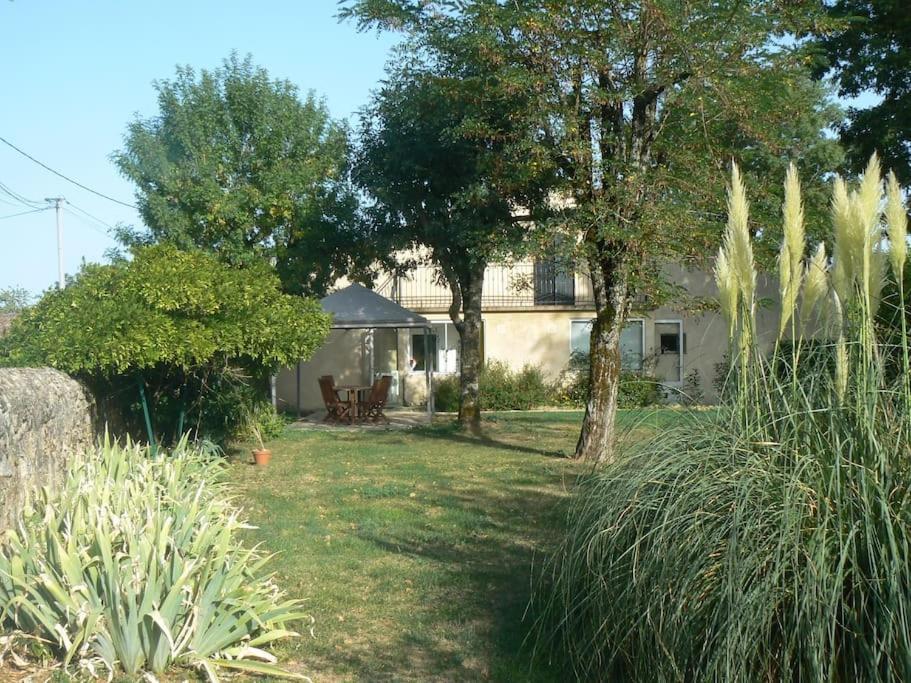 Maison Calme Au Coeur Des Vignes Sainte-Colombe  Dış mekan fotoğraf